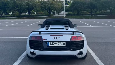 Audi R8