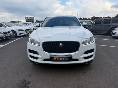 Jaguar F-PACE