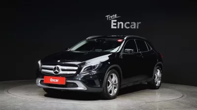 Mercedes-Benz GLA-Class