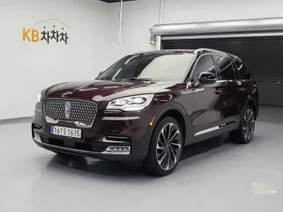 Lincoln AVIATOR