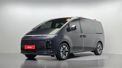 Hyundai Staria