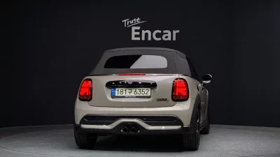 MINI Cooper Convertible