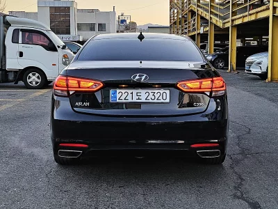 Hyundai Aslan