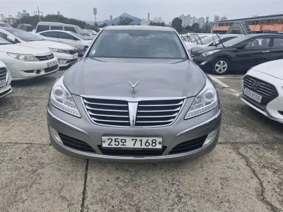 Hyundai Equus