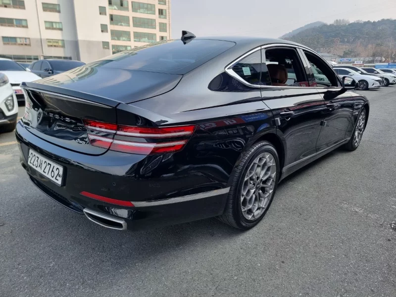 Genesis G80