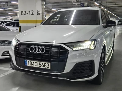 Audi Q7