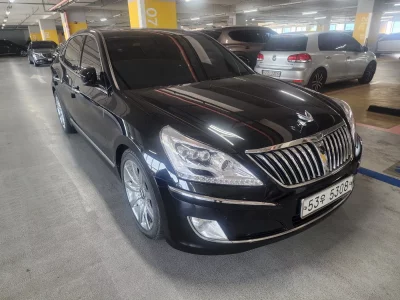 Hyundai Equus