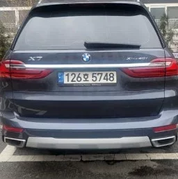 BMW X7