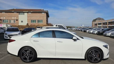 Mercedes-Benz CLA-Class