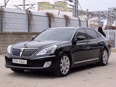 Hyundai Equus