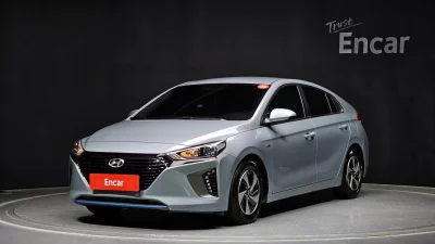 Hyundai Ioniq