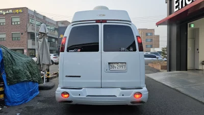 Chevrolet Express Van