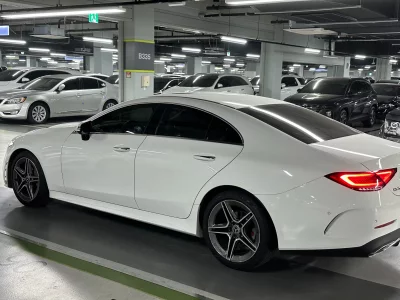 Mercedes-Benz CLS-Class