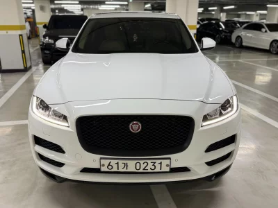 Jaguar F-PACE