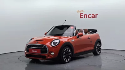 MINI Cooper Convertible