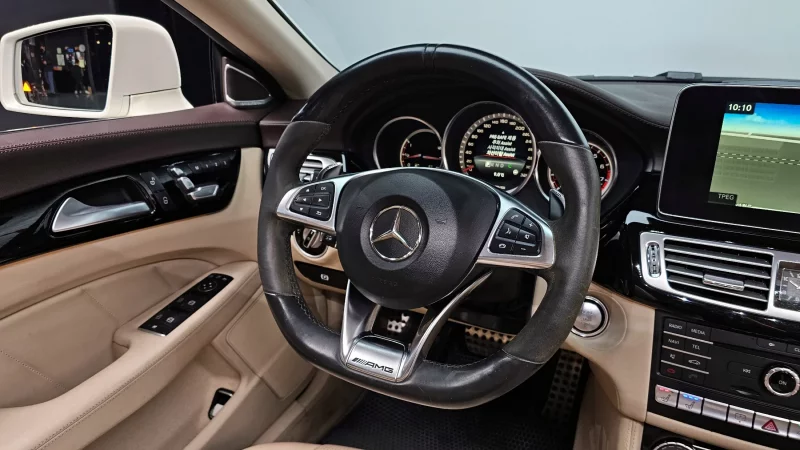 Mercedes-Benz CLS-Class