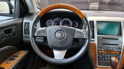 Cadillac STS