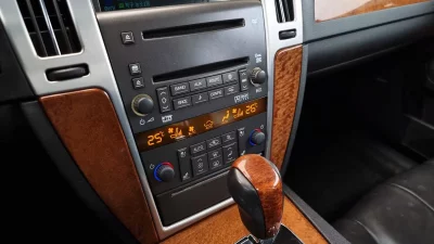 Cadillac STS