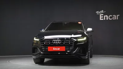 Audi SQ8