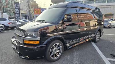 Chevrolet Express Van