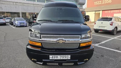 Chevrolet Express Van