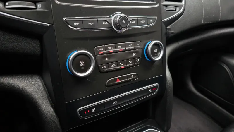 Renault Samsung SM6