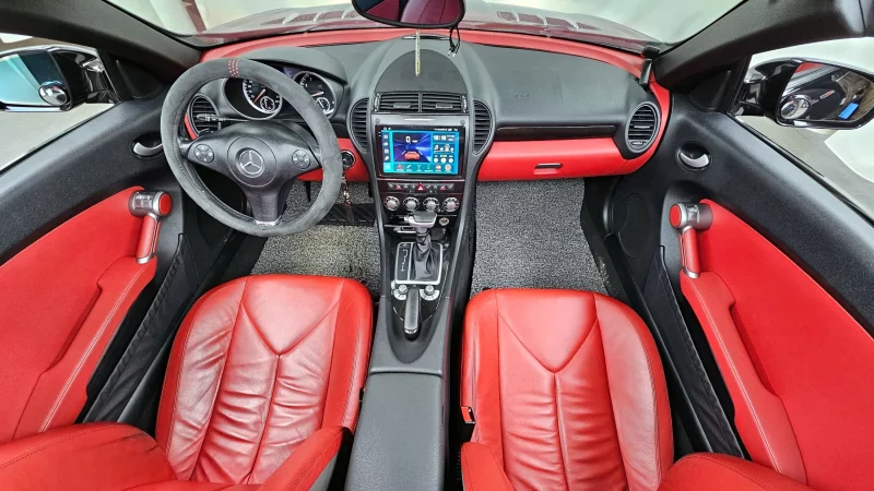 Mercedes-Benz SLK-Class