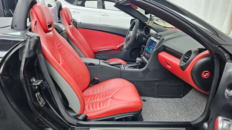 Mercedes-Benz SLK-Class