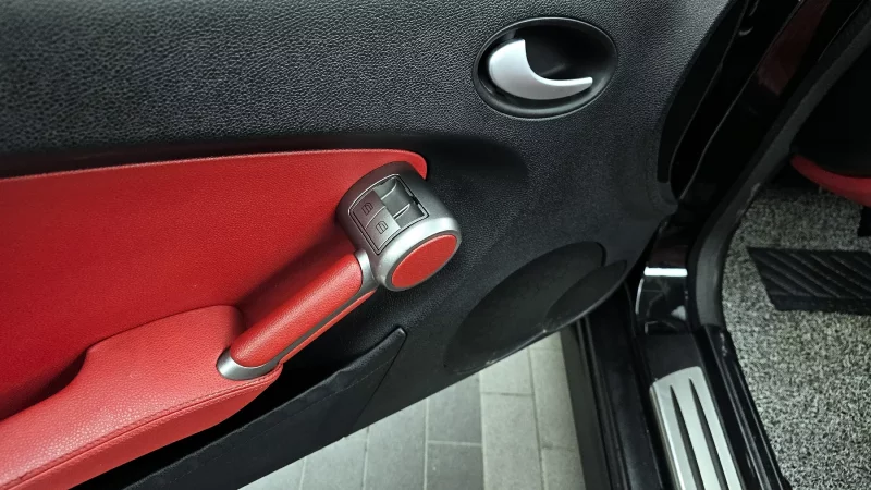 Mercedes-Benz SLK-Class