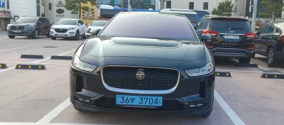 Jaguar I-PACE