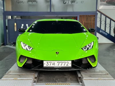 Lamborghini HURACAN