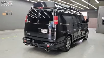 Chevrolet Express Van