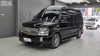 Chevrolet Express Van