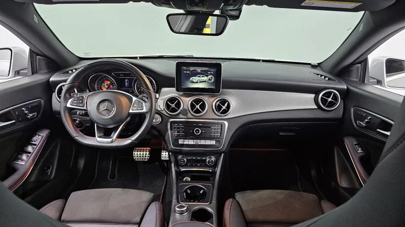Mercedes-Benz CLA-Class