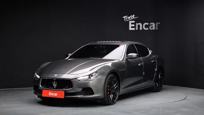 Maserati GHIBLI