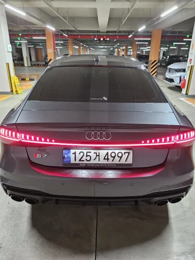 Audi S7