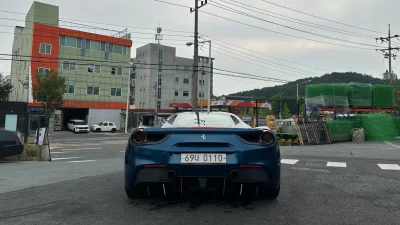 Ferrari 488