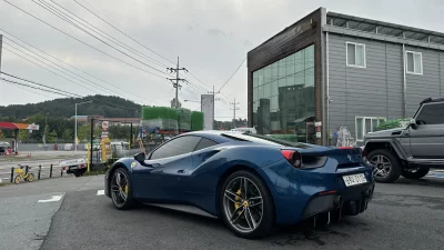 Ferrari 488