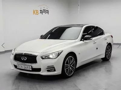 Infiniti Q50