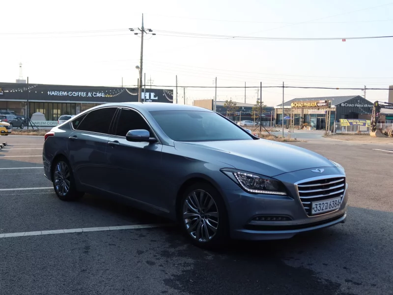 Hyundai Genesis