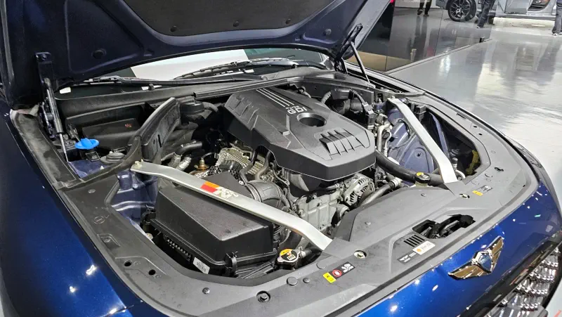 Genesis G70