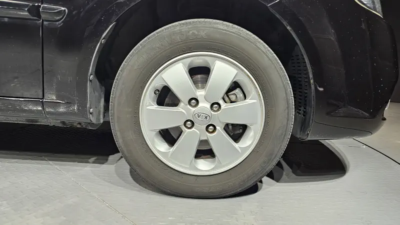Kia pride