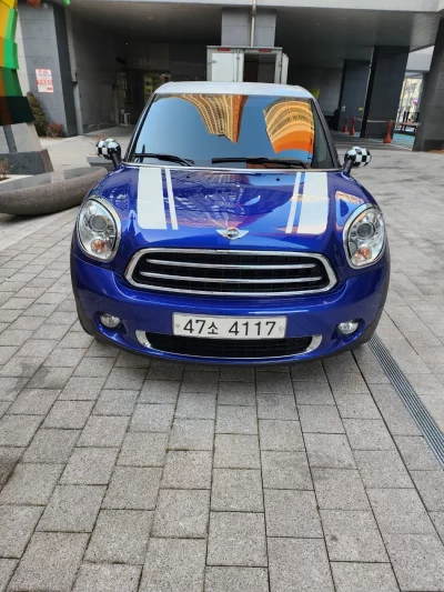 MINI Paceman