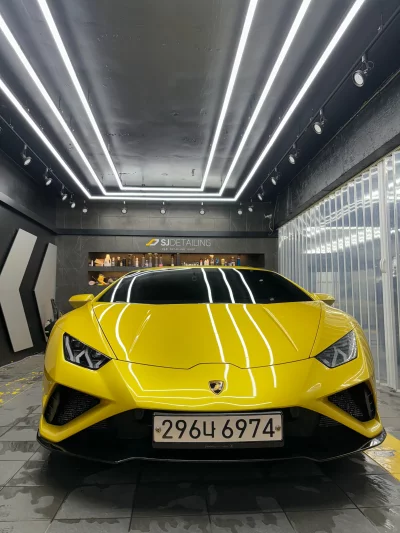 Lamborghini HURACAN