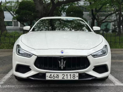 Maserati GHIBLI