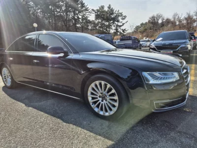 Audi A8