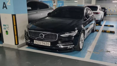 Volvo S90