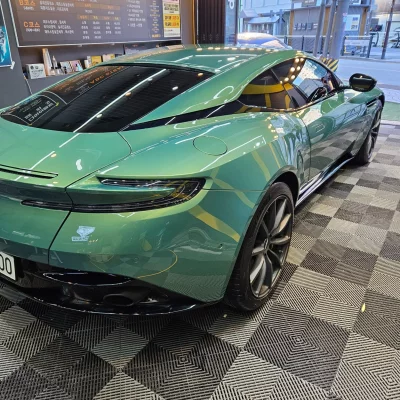 Astonmartin DB11