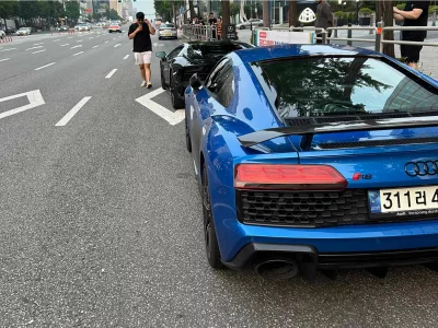 Audi R8