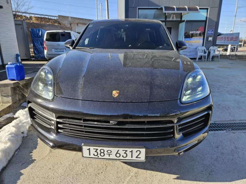 Porsche CAYENNE